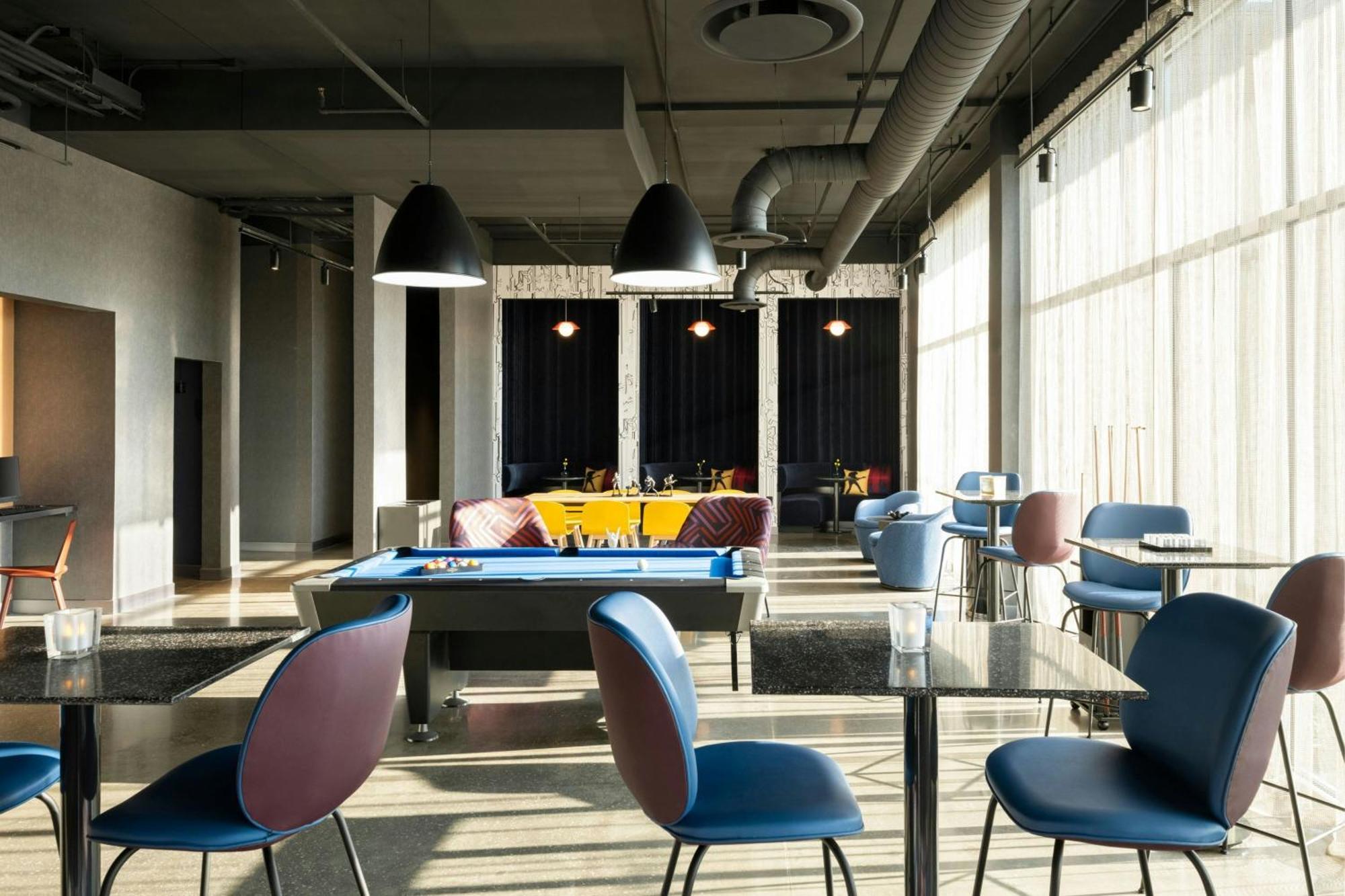 Aloft Waukee Hotel Buitenkant foto